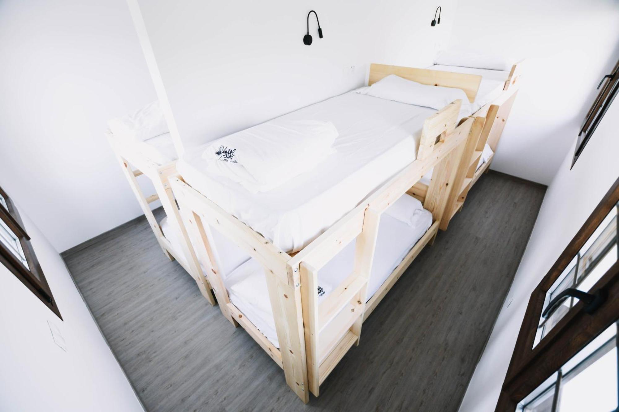 بيت شباب Latas Surf House سومو المظهر الخارجي الصورة