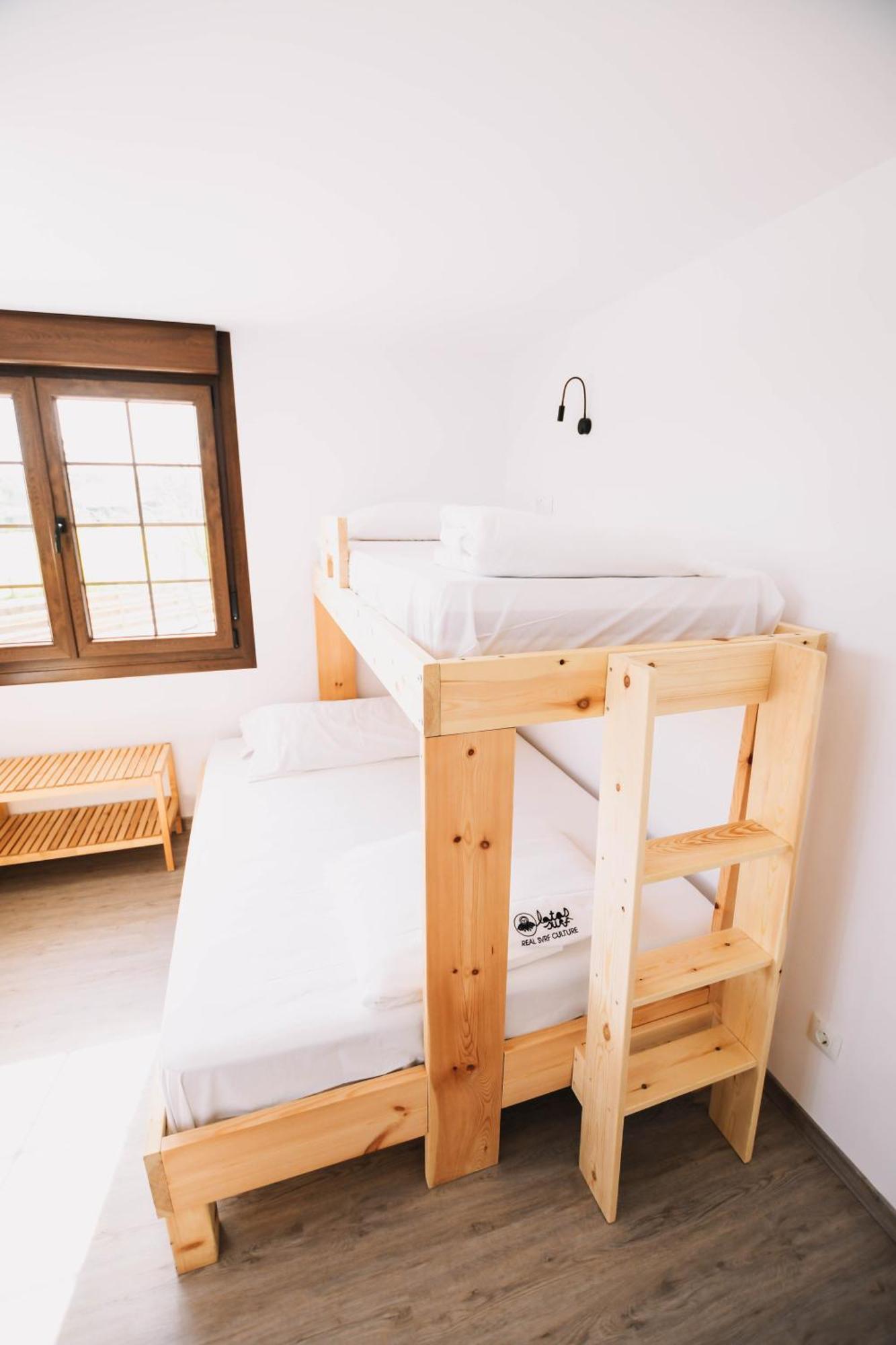 بيت شباب Latas Surf House سومو المظهر الخارجي الصورة